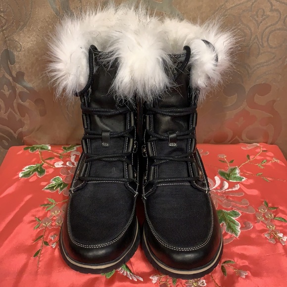 ⭐️Sorel winter boots size 10.5